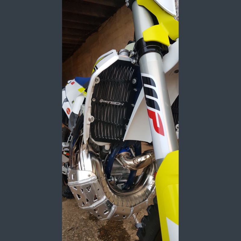 Radiatorių apsaugos rinkinys KTM Husqvarna 2017 - 2021 ir Gasgas 2021 RKK005 - Image 6