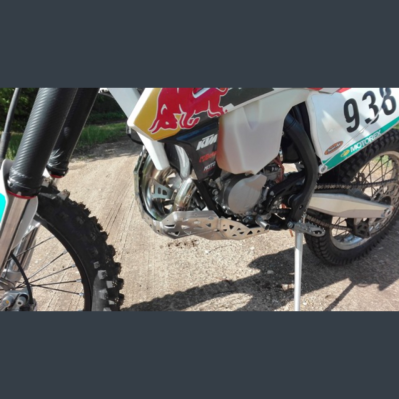 Slydimo plokštė su išmetimo apsauga KTM SX / XCW ir Husqvarna TC, TE/TX 125, 150 2016-2019 PK009 - Image 6